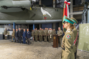 Przedstawiciele Związku Powstańców Warszawskich, Światowego Związku Żołnierzy AK oraz kadra kierownicza NwOSG Przedstawiciele Związku Powstańców Warszawskich, Światowego Związku Żołnierzy AK oraz kadra kierownicza NwOSG