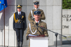 Apel pamięci odczytuje porucznik Jakub Szczypczyk. Apel pamięci odczytuje porucznik Jakub Szczypczyk.