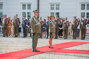 Gen. bryg. SG Dariusz Lutyński i gen. bryg. Monika Musielak. Gen. bryg. SG Dariusz Lutyński i gen. bryg. Monika Musielak.