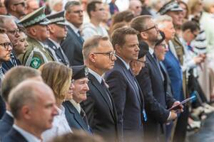 Uczestnicy obchodów 81. rocznicy wybuchu Powstania Warszawskiego Uczestnicy obchodów 81. rocznicy wybuchu Powstania Warszawskiego