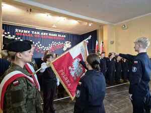 Ślubowanie uczniów Liceum Ogólnokształcącego w Mrozach. Ślubowanie uczniów Liceum Ogólnokształcącego w Mrozach.