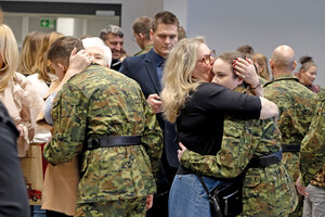 Uroczysty apel ślubowania nowo przyjętych funkcjonariuszy. Uroczysty apel ślubowania nowo przyjętych funkcjonariuszy.
