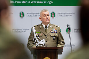 Uroczysty apel ślubowania nowo przyjętych funkcjonariuszy. Uroczysty apel ślubowania nowo przyjętych funkcjonariuszy.