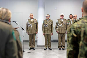 Uroczysty apel ślubowania nowo przyjętych funkcjonariuszy. Uroczysty apel ślubowania nowo przyjętych funkcjonariuszy.