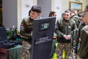 Uczestnicy inicjatywy „Moje bezpieczeństwo dziś i jutro – rola służb mundurowych”. Uczestnicy inicjatywy „Moje bezpieczeństwo dziś i jutro – rola służb mundurowych”.