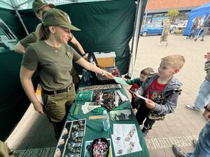 Kampania edukacyjna przeciwko handlowi ludźmi. Kampania edukacyjna przeciwko handlowi ludźmi.