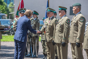 Uroczysty apel w Parku Wolności z okazji 35. rocznicy utworzenia Straży Granicznej Uroczysty apel w Parku Wolności z okazji 35. rocznicy utworzenia Straży Granicznej