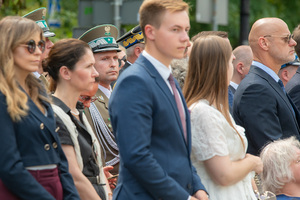 Uroczystość pod Pomnikiem Polskiego Państwa Podziemnego i AK. Uroczystość pod Pomnikiem Polskiego Państwa Podziemnego i AK.