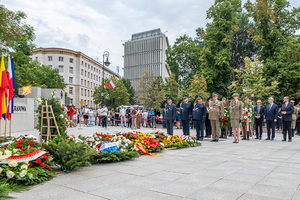Uroczystość pod Pomnikiem Polskiego Państwa Podziemnego i AK. Uroczystość pod Pomnikiem Polskiego Państwa Podziemnego i AK.